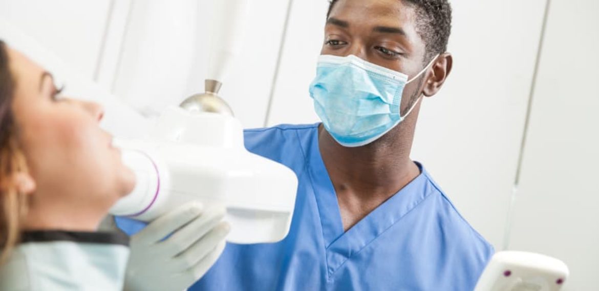 How Long Is Schooling for a Dental Assistant?