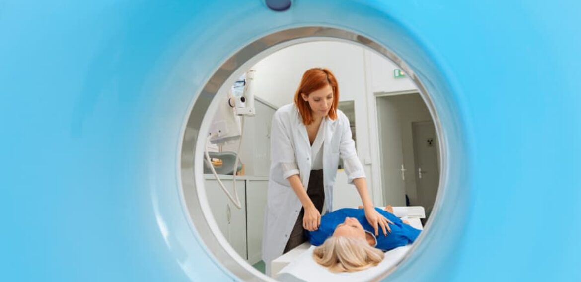 What Kinds of Equipment Does a Radiologic Technologist Use?
